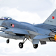 Illustration for article titled Why Don't The Newest US Air Force F-16s Use These High-Tech Fuel Tanks?